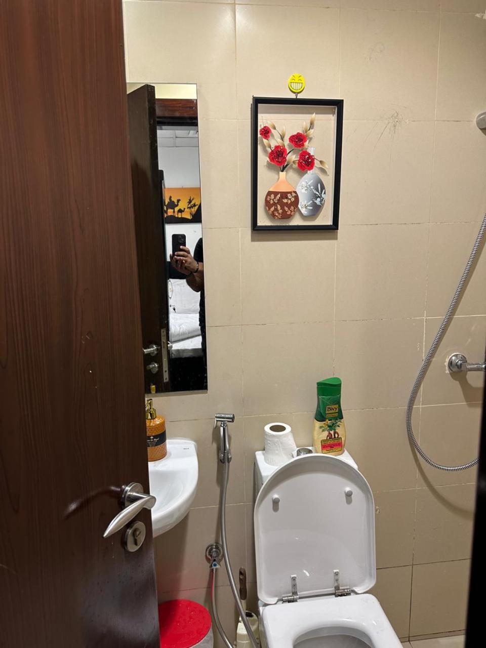 Four Stars Hostel Dubaï Extérieur photo